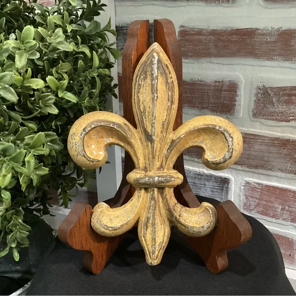 🟡 Vintage - Solid Metal - Aluminum or Pewter - Fleur-de-lis Symbol - Saints Fans - Picture 2 of 12